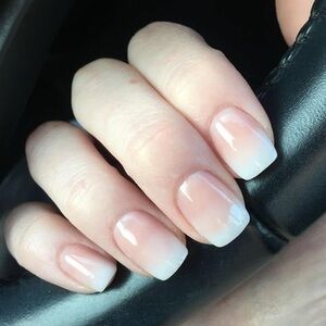 Classic Nude French Tip Press-On Nails | 24pcs DIY Set | Natural Look